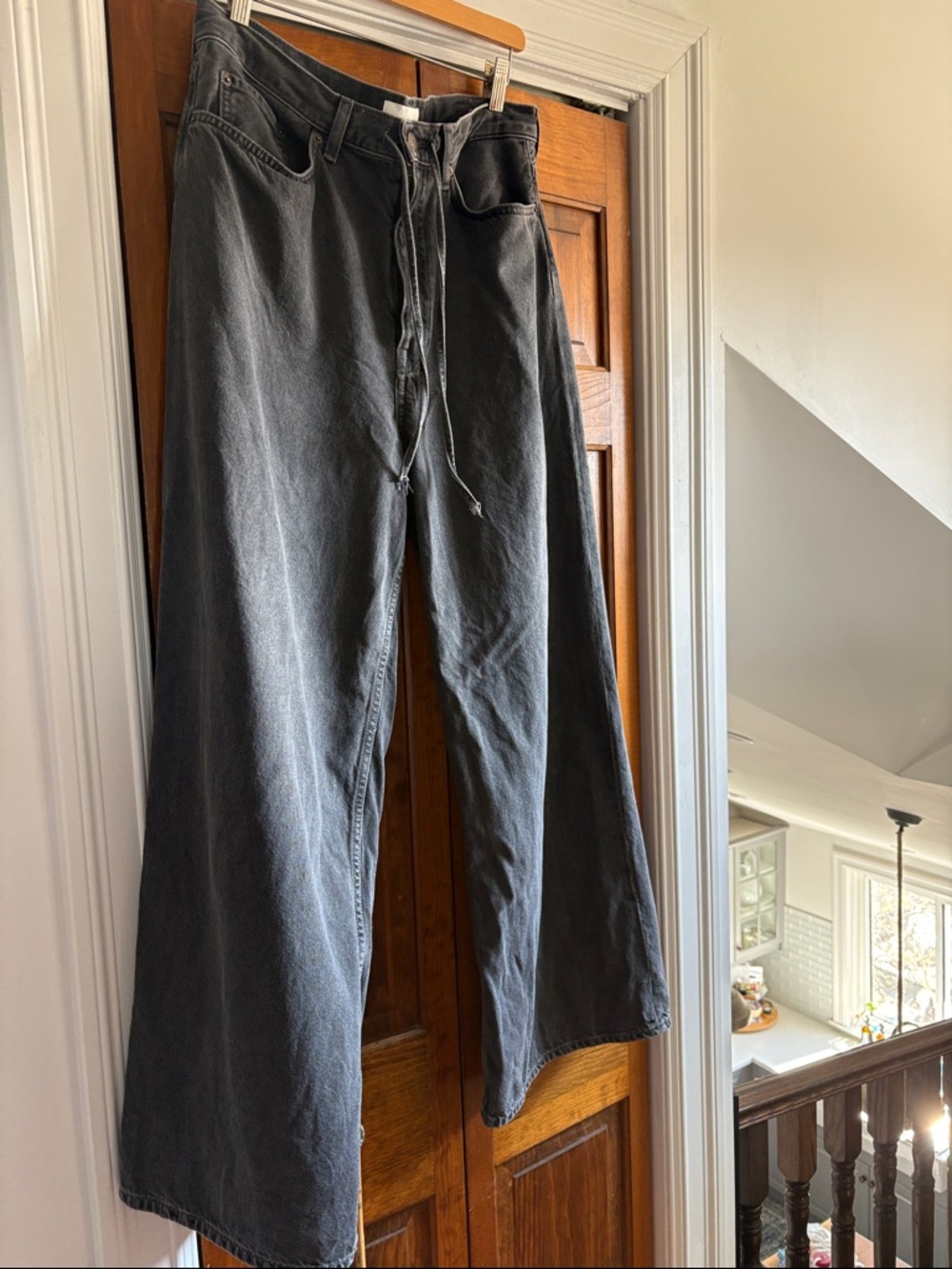COS Black Wide-Leg Jeans - Flare Style